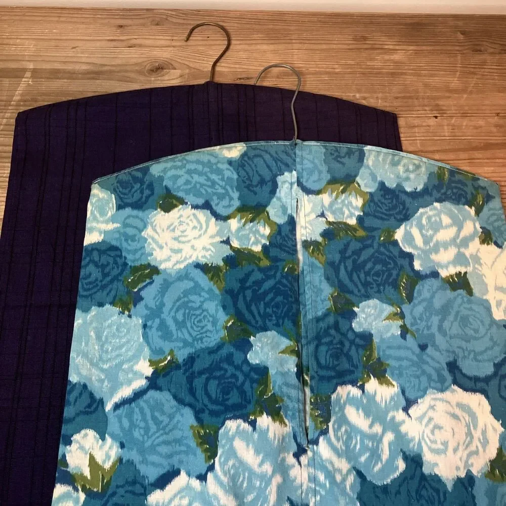 VTG Mid Century Hanging Door / Closet Storage Bags Set Of 2 Fabric / Wood Hanger